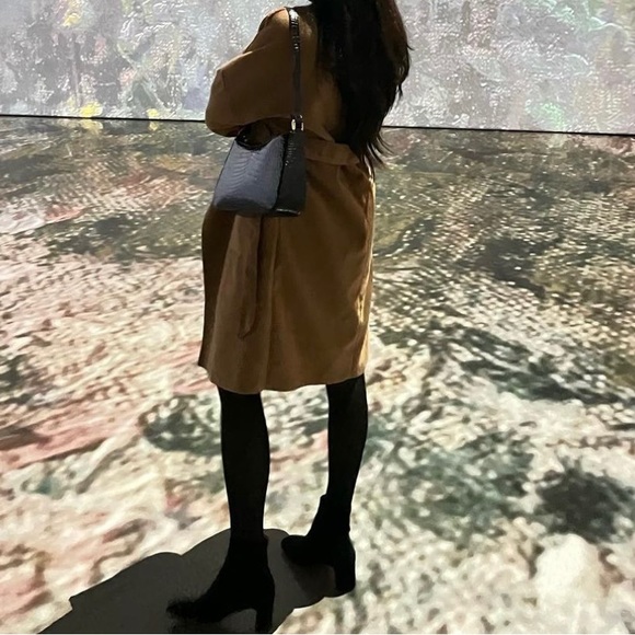 Classic Camel Coat - Picture 2 of 5